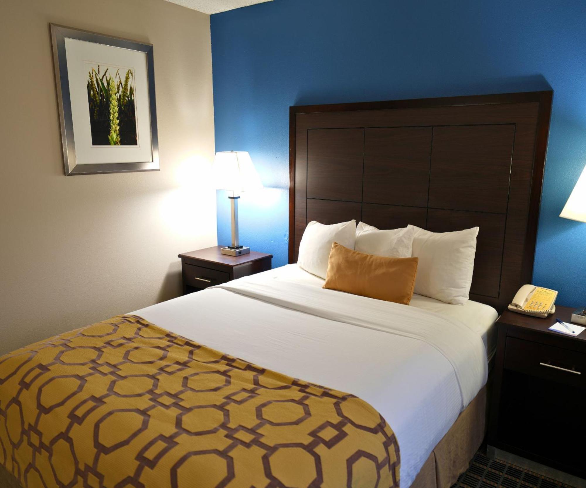 Baymont By Wyndham Marshalltown Esterno foto