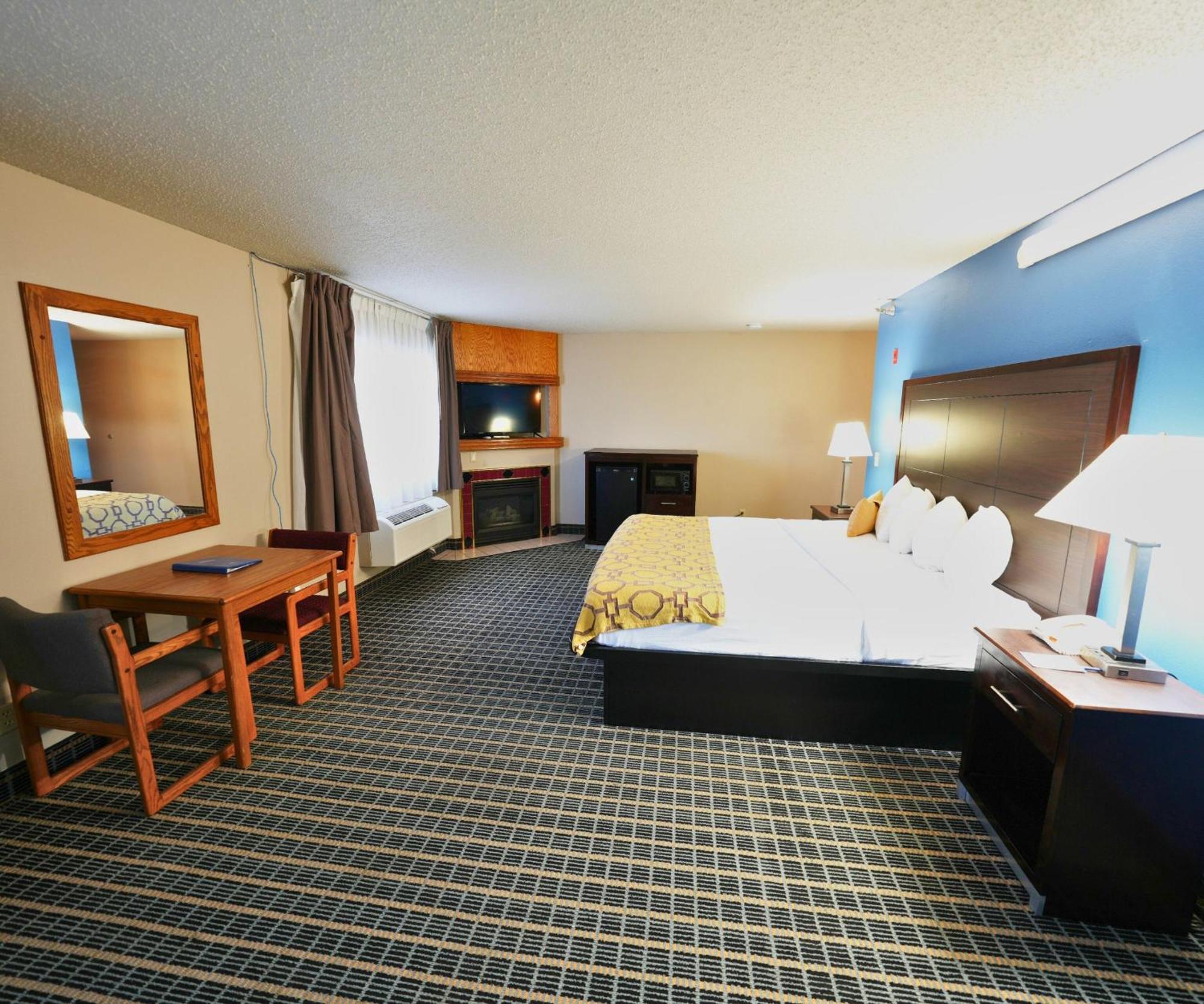 Baymont By Wyndham Marshalltown Esterno foto