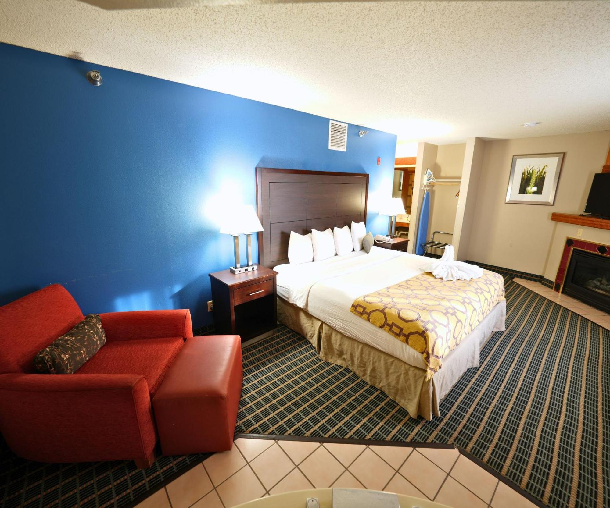 Baymont By Wyndham Marshalltown Esterno foto
